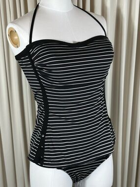 Robin Piccone Tankini